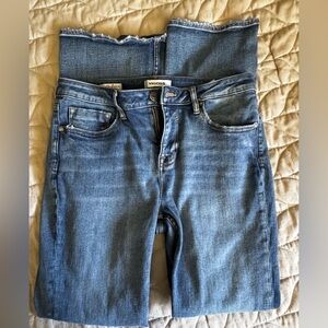 Vigoss High-Rise Blue Denim Jeans with Frayed Waist